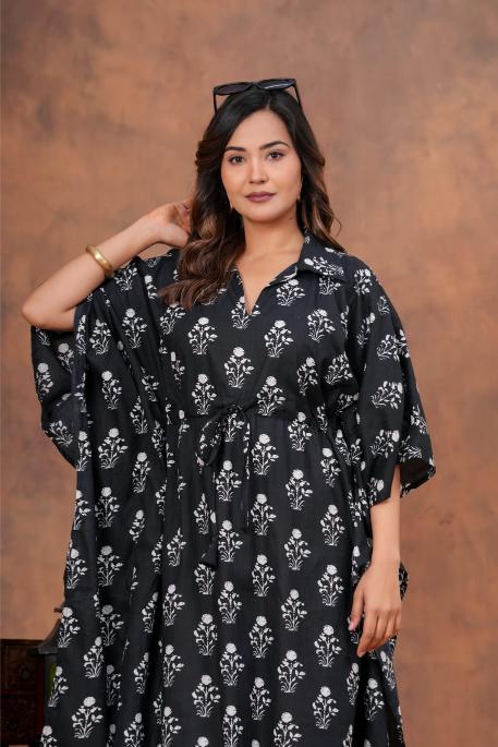 Black Mul Mul Cotton collared Kaftan
