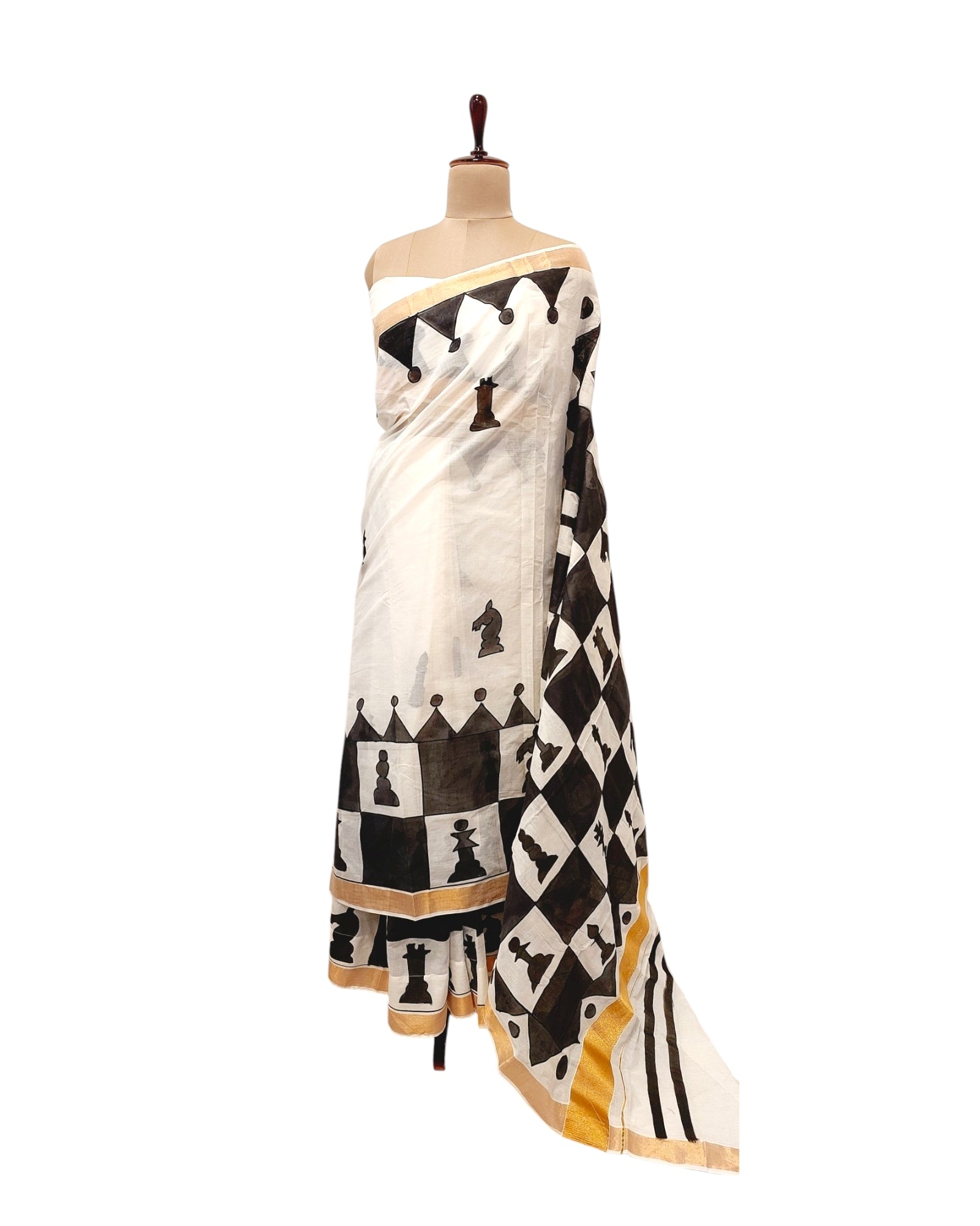 chess print saree, quirky print saree, hand painted pichwai sarees