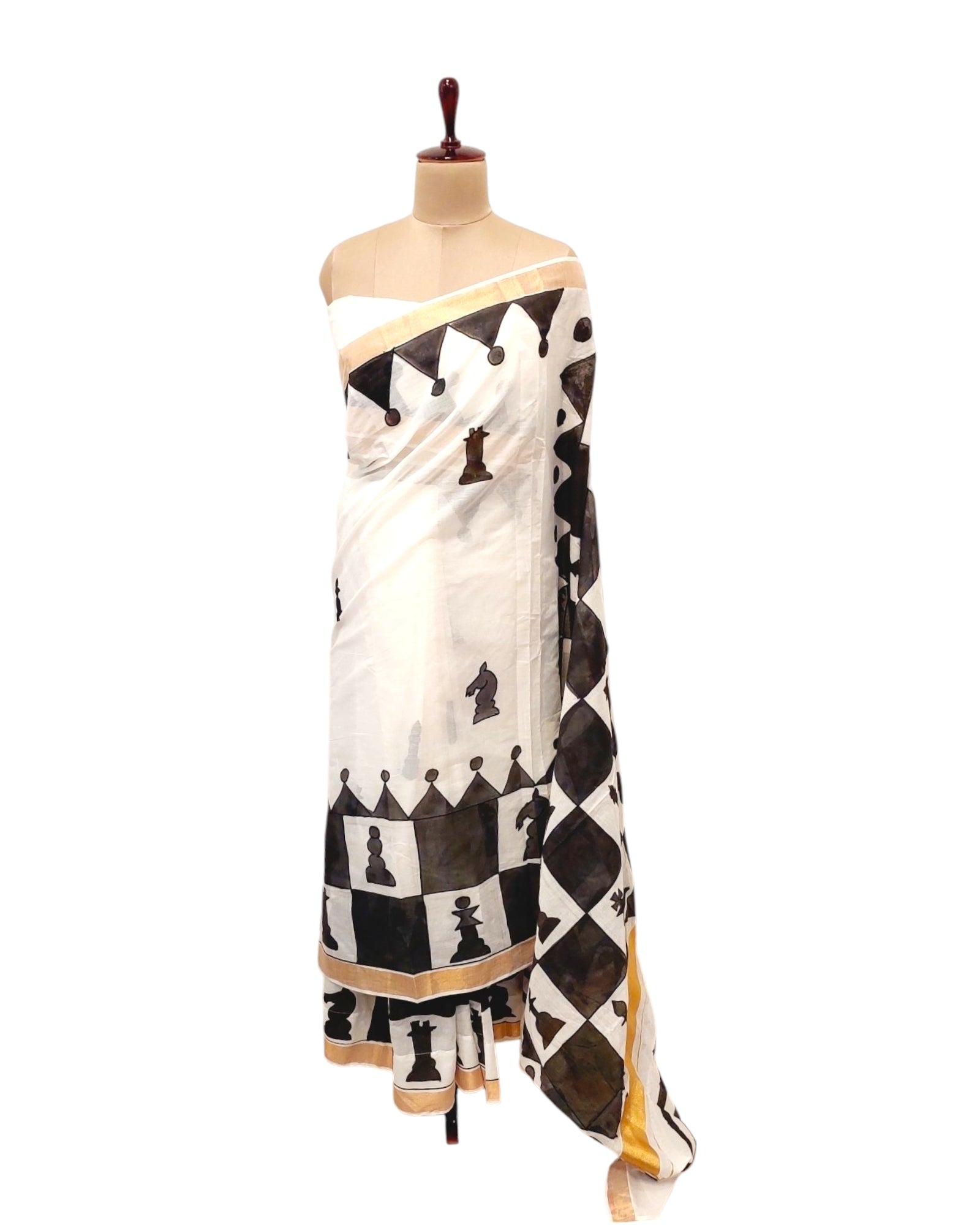 chess print saree, quirky print saree, hand painted pichwai sarees
