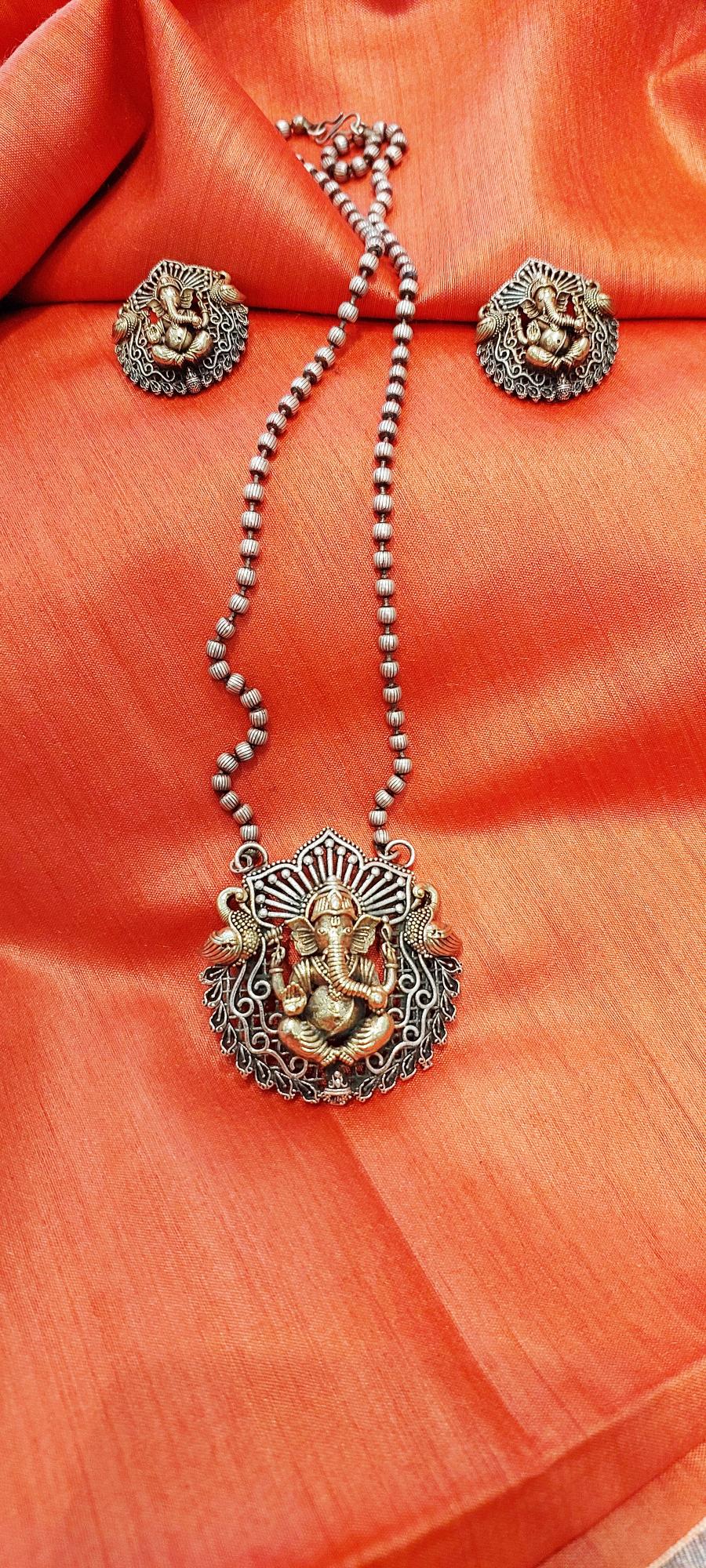 Ganesha Pendant set, Ganapati Necklace, Ganesha Necklace, Brass Ganesha Pendant