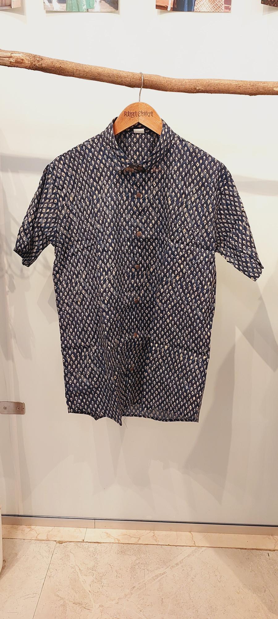 Indigo floral Cotton Mens Slim fit Shirt, Mul Mul Cotton Mens shirt, Mens Block Printed shirt, Slim Fit Shirts, Beach wear Mens shirt, abstract print mens shirt, flower shirt , lotus print on shirt, blue Block print Shirt, Indigo Floral abstract Shirt