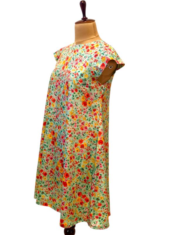 Minty Floral Satin minimal Capsule dress with pockets, long summer dresses,
summer midi dress,
summer cocktail dresses,
best summer dresses,
pink summer dress,
casual summer dresses for women,
summer look outfit,
summer dresses woolworths,
women old navy summer dresses,
summer smart casual dress