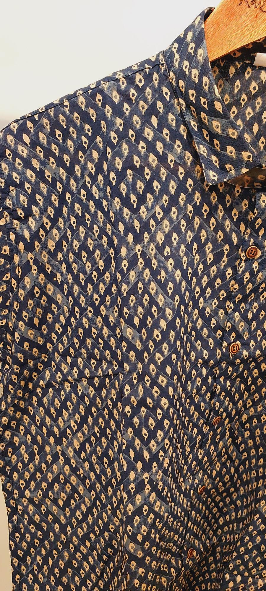 Indigo floral Cotton Mens Slim fit Shirt, Mul Mul Cotton Mens shirt, Mens Block Printed shirt, Slim Fit Shirts, Beach wear Mens shirt, abstract print mens shirt, flower shirt , lotus print on shirt, blue Block print Shirt, Indigo Floral abstract Shirt