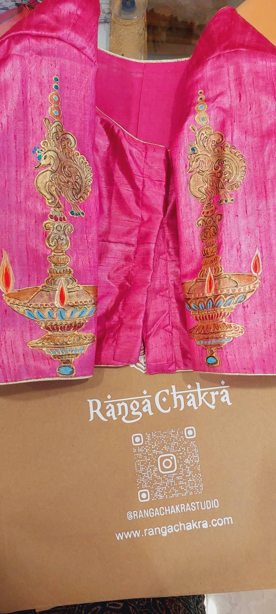 Ranga Chakra Handpainted Mahalakshmi BlouseDivine Goddess Lakshmi Hand-Painted Designer Blouse | Custom Bridal & Festive Wear