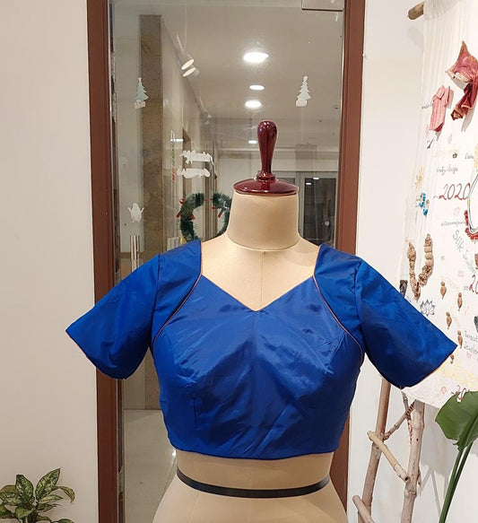 Panch koni Neckine Blue Blouse