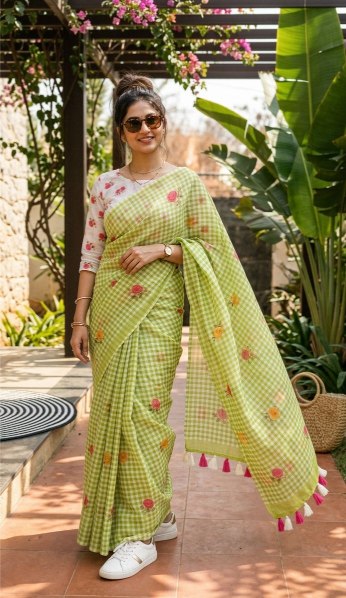 Green Gingham Linen Saree- Summer Floral Checks Ranga Chakra