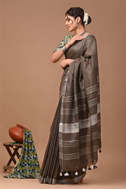 Fossil grey Saree