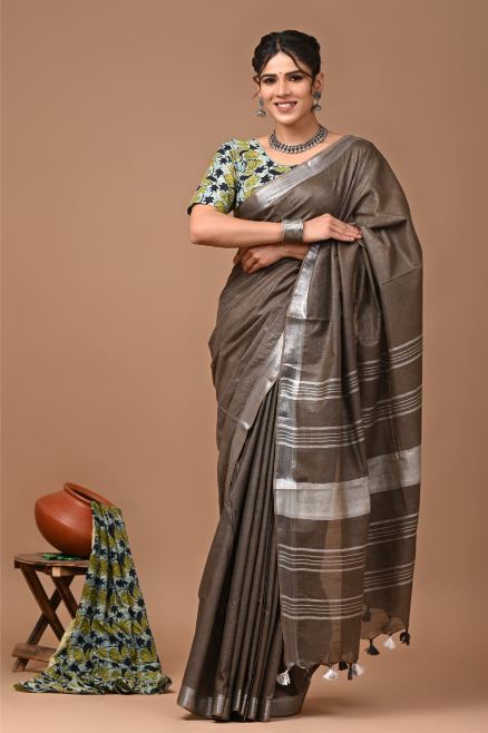 Fossil grey Saree