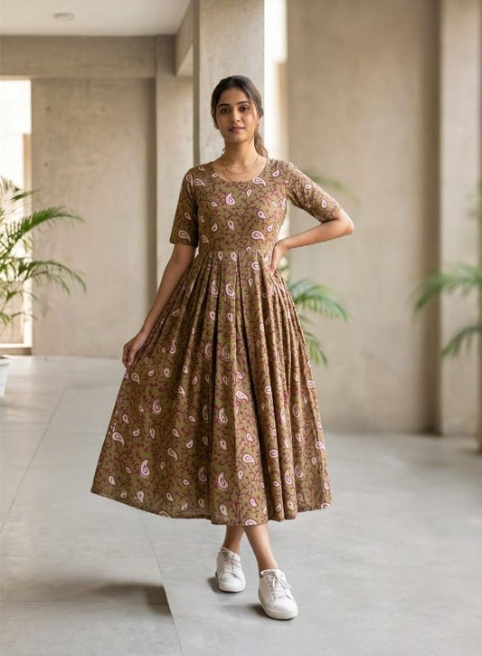 Breathable Cotton Dress with pockets