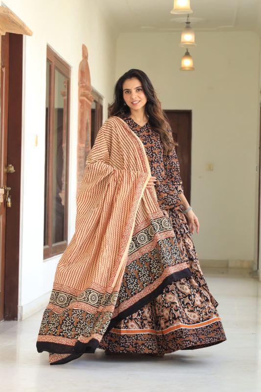 Mul Cotton Lehenga Set Mix Match shade