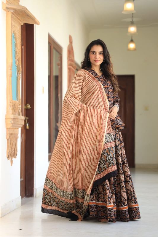 Mul Cotton Lehenga Set Mix Match shade