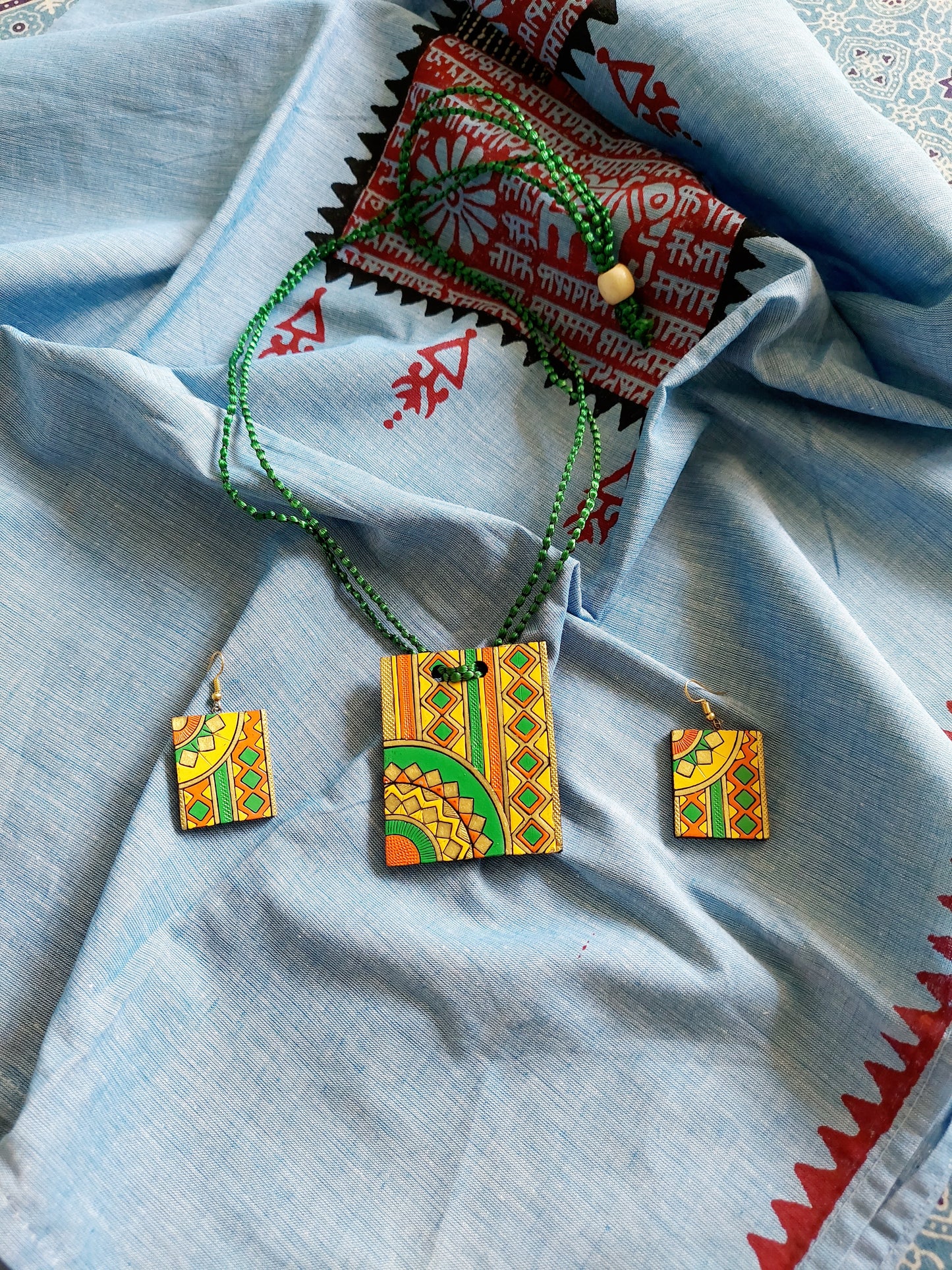 Terracotta Pendant Set Mandala