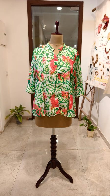 Tropical Abstract Artwork Tunic - Green & Pink Resort Wear Shirt