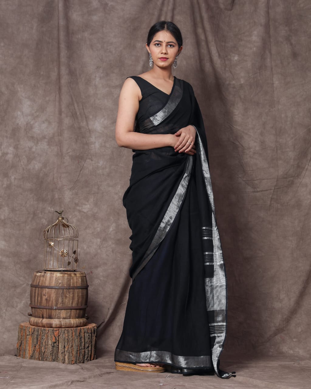 Carbon Black Saree – Ranga Chakra