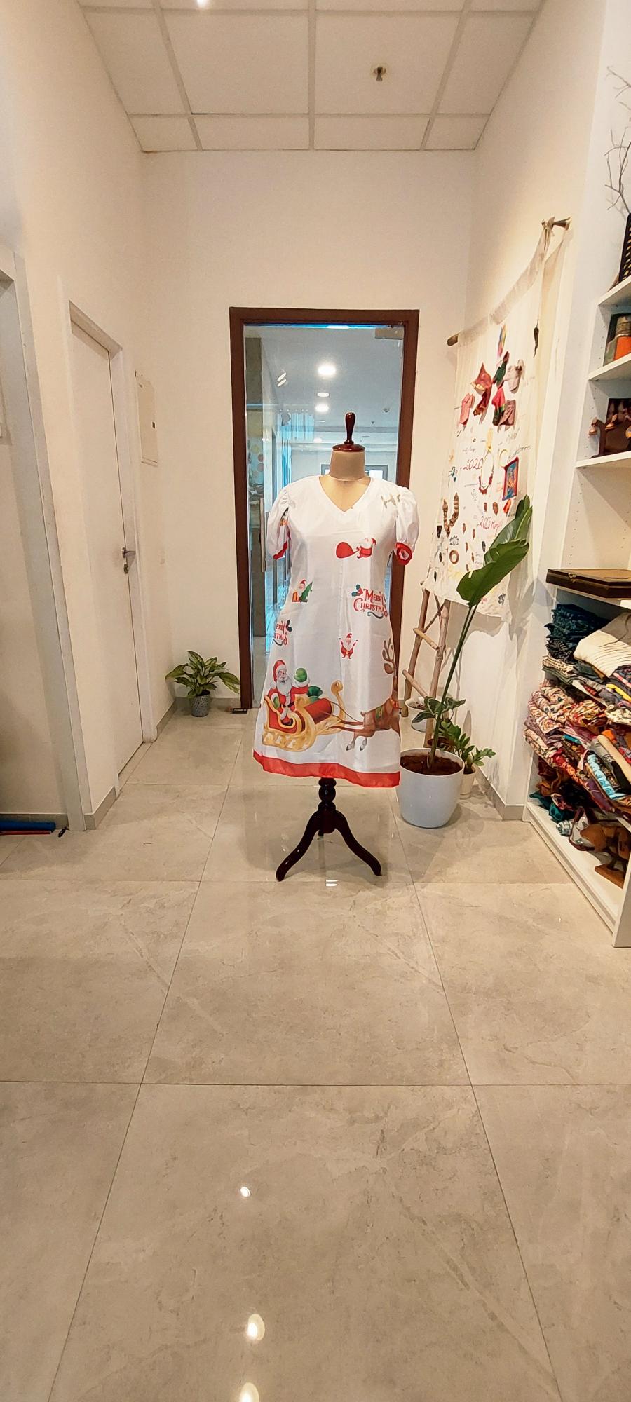 Super cute Christmas Dress is here! Shop our bestselling Christmas Quirky dress! Elegant quirky chtistmas prints styles perfect for christmas holiday parties. Get your perfect festive look today!