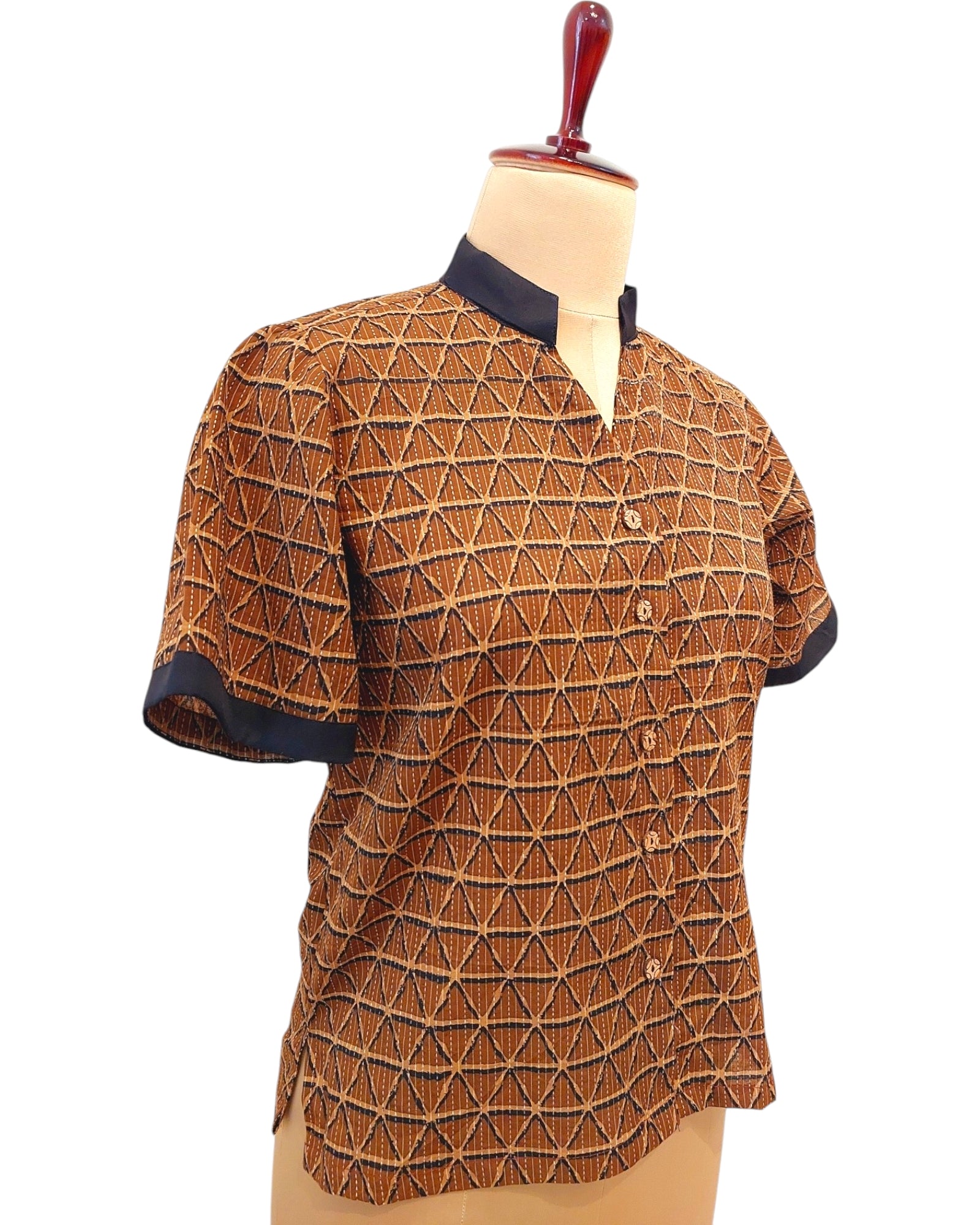 Natural Dye Organic Cotton Shirt, Mocha Mousse design, Earthy Shirt, Casual Women's shirt, Wabi Sabi Shirt, Pure Cotton Shirts, mandarin Collared Shirt, Unique Print Shirt 