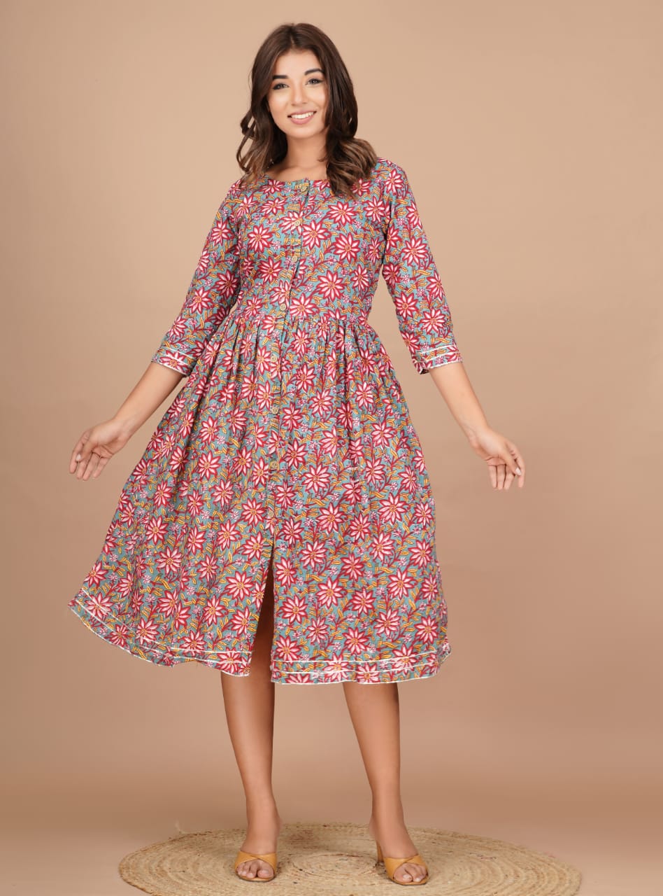 Mul cotton dress with front buttons