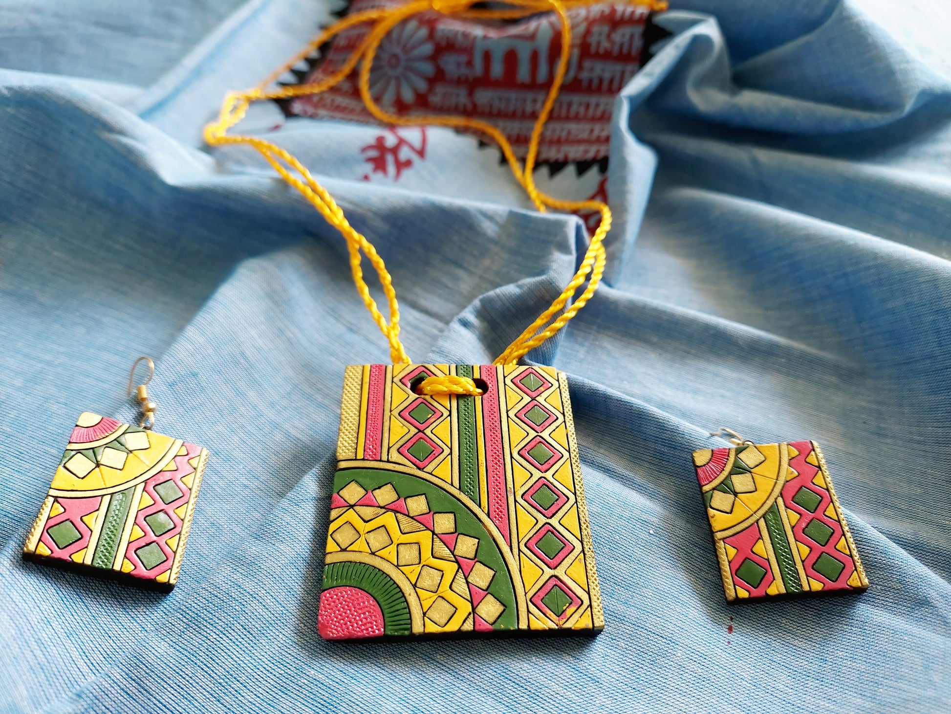 Terracotta Pendant Set