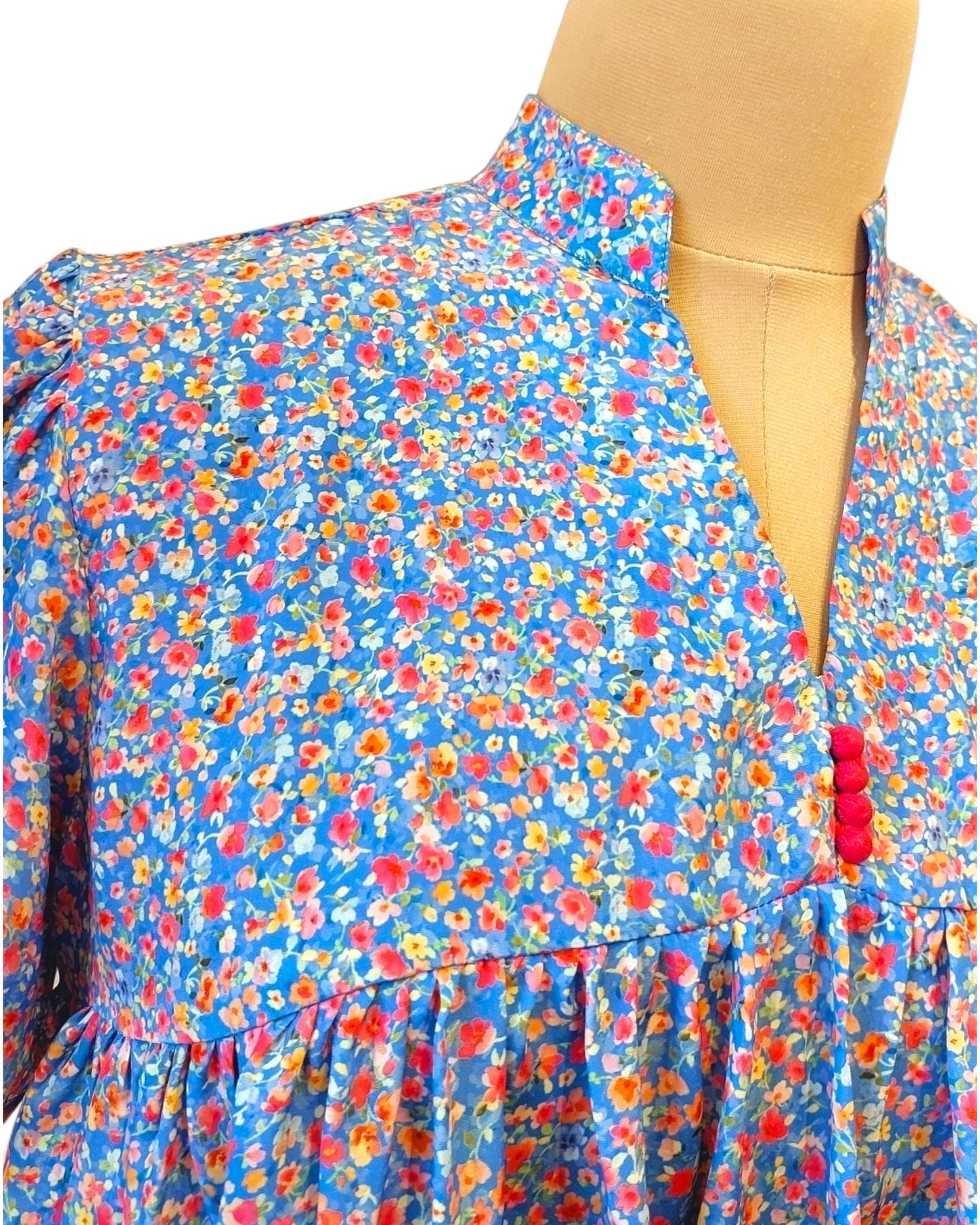 Tiny fine tiny Floral Lavender Shirt Top Puffed Sleeves