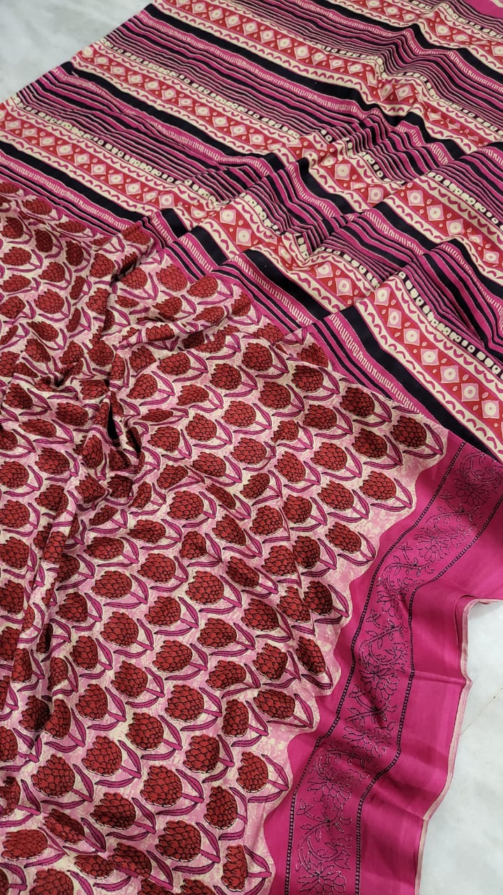 Quirky Wild Flower Mul Cotton Saree