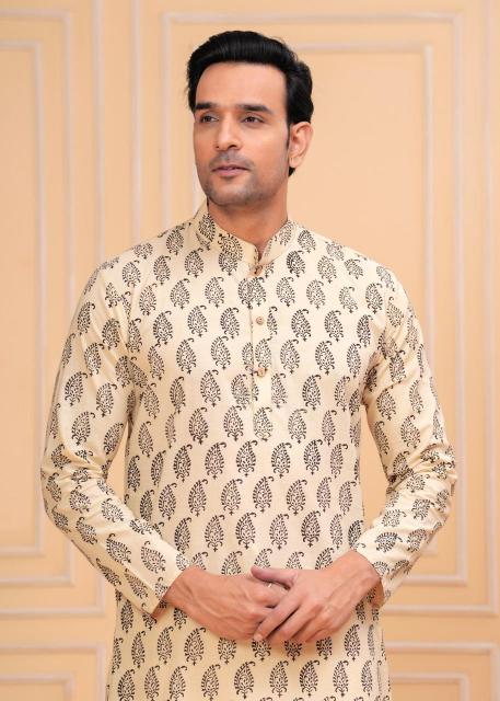 Beige Mens Kurta, Long Cotton Kurta, Paisley Print kurta, Mens Festive Wear, Ethnic Mens Wear, Ranga Chakra Mens Wear, Navratra kurtas