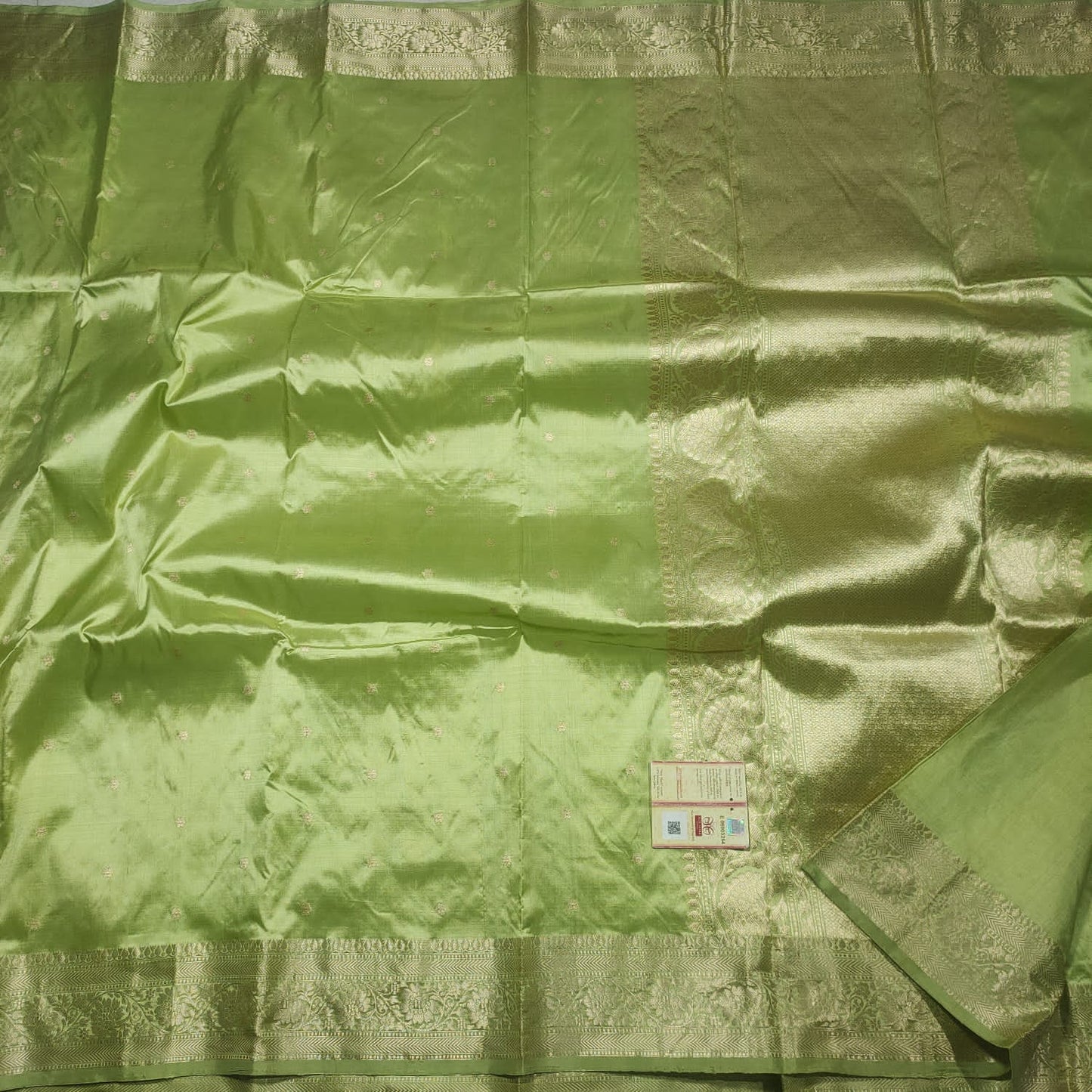 Pista katan Silk saree