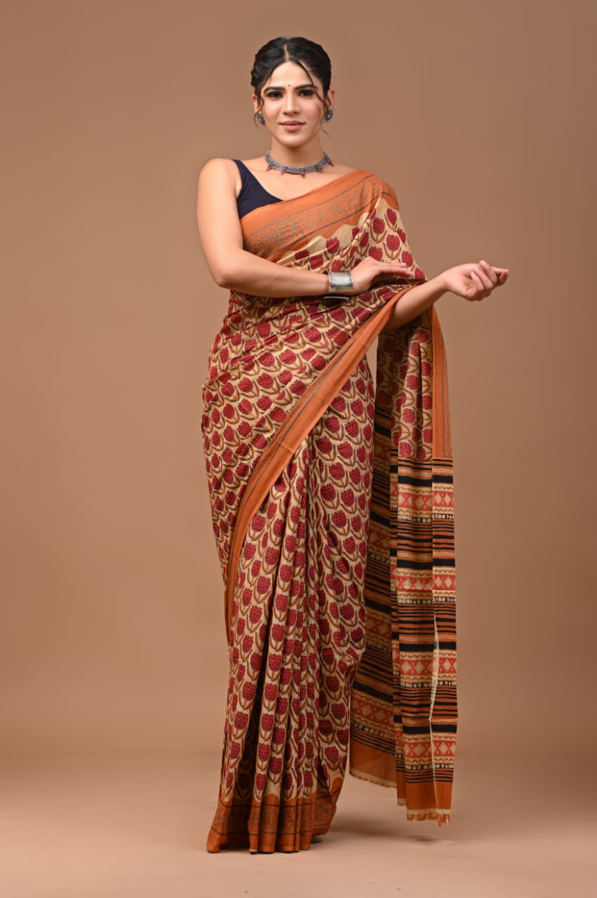 Quirky Wild Flower Mul Cotton Saree