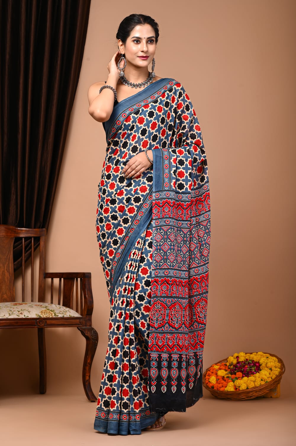 Geometric Mul Mul Cotton saree