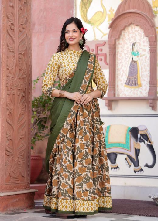 Navratri Mul Cotton floral Comfort Fit Lehenga Set